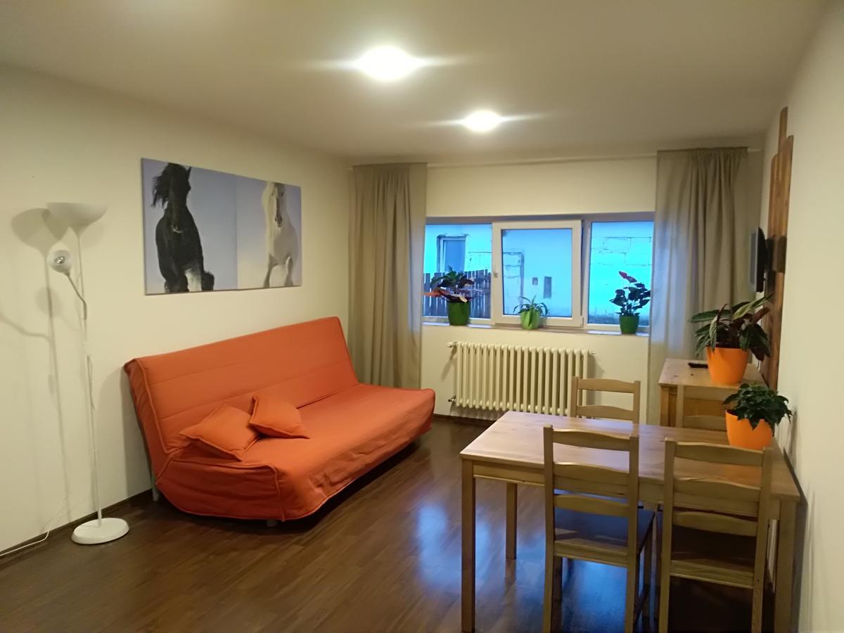 Zoopark Zelcin Villa Mělník Eksteriør bilde